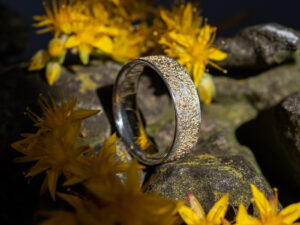 Alliance LUNA 7 mm – argent et poussière d&rsquo;or jaune 18k