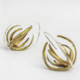 Boucles d'oreilles Succulente M laiton et argent – Image 2