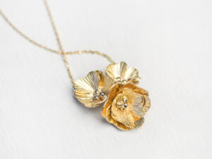 Collier Délicatesse 3 fleurs or