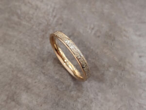 Alliance LUNA 3 mm – or jaune et poussière d’or gris 18k