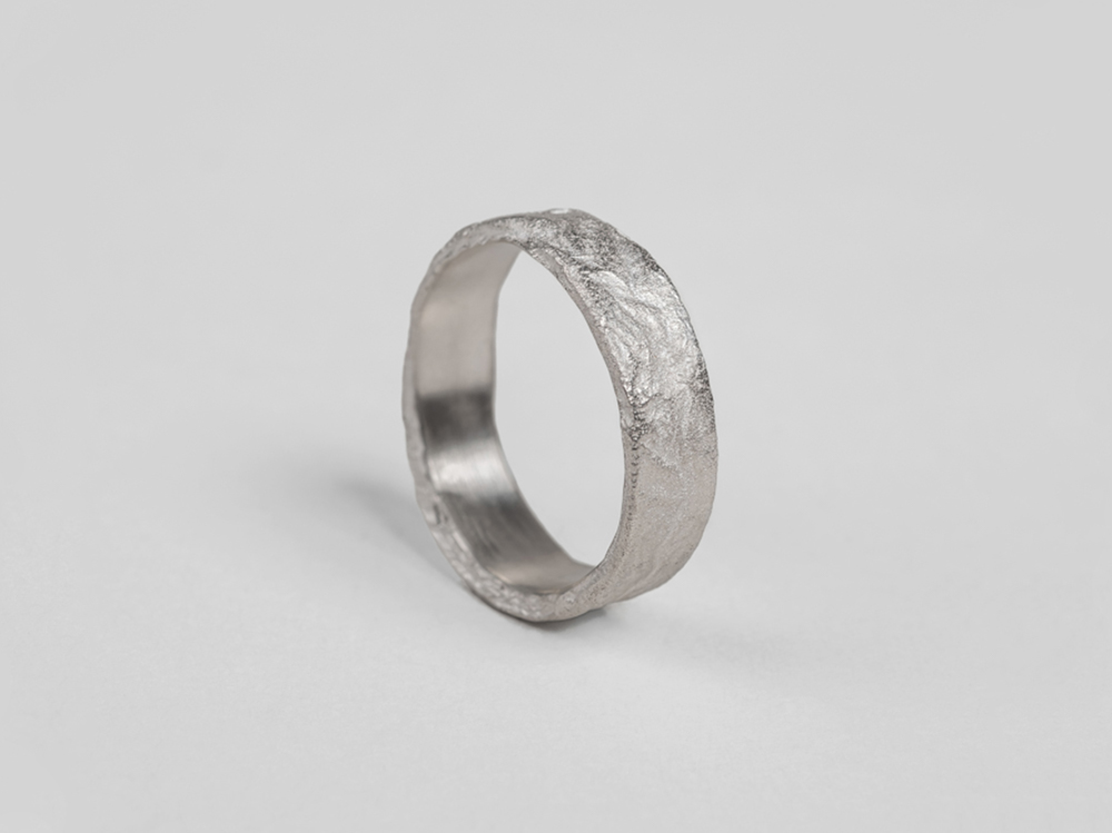Alliance brute en argent