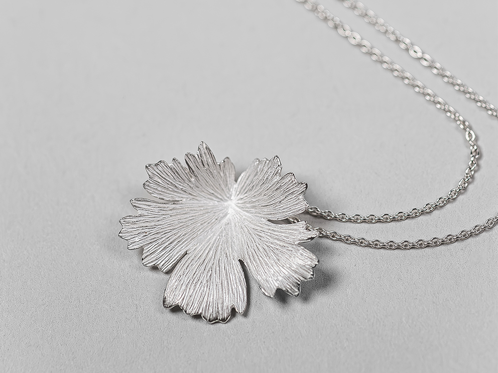 Collier feuille argent