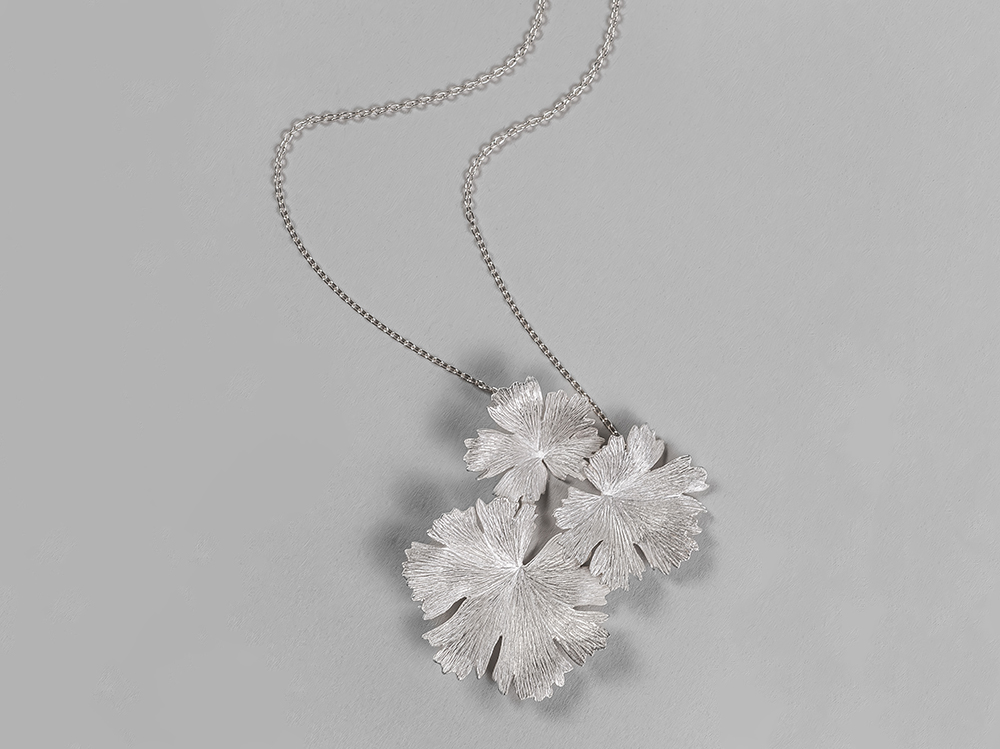 Collier feuilles en argent 925/°°