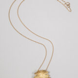 Collier Herbes Folles 1 feuille en or S – Image 2