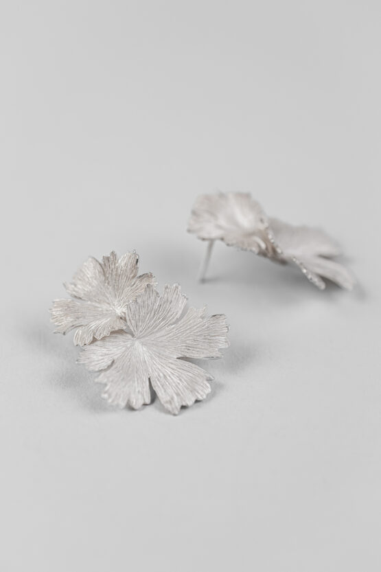 Boucles d'oreilles Herbes Folles 2 feuilles en argent – Image 3