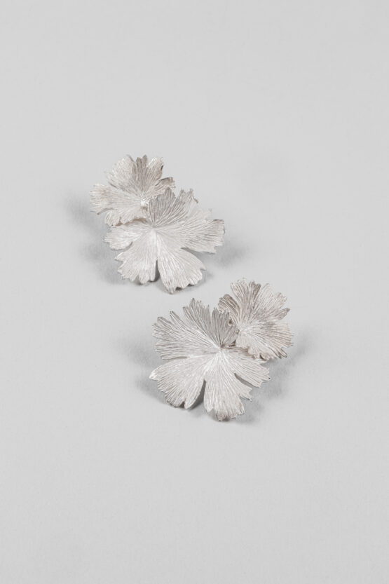Boucles d'oreilles Herbes Folles 2 feuilles en argent – Image 5