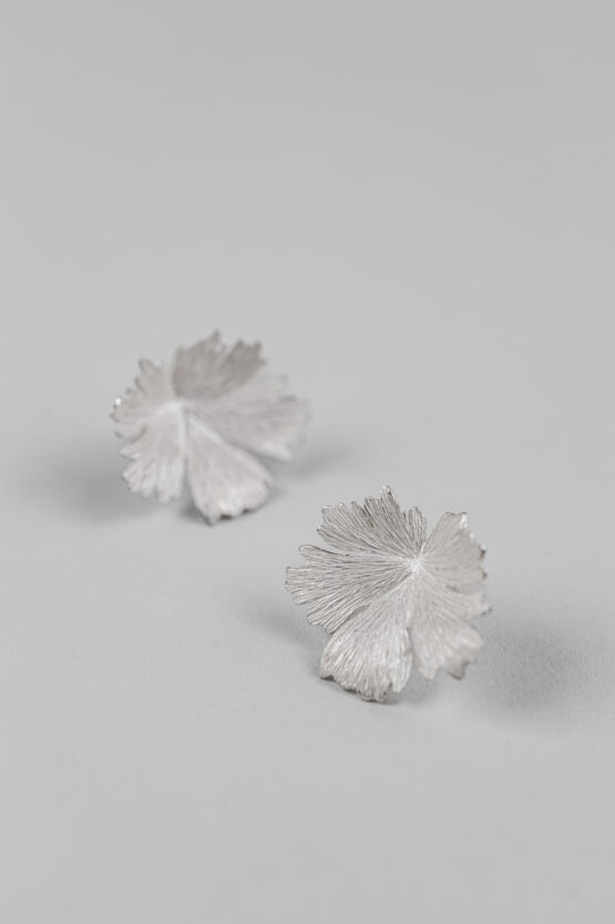 Boucles d'oreilles Herbes Folles 1 feuille en argent S – Image 2