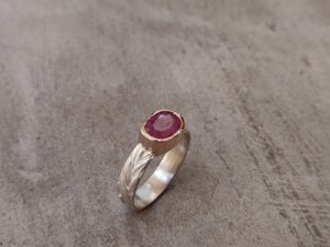 Bague Oléa argent, or rouge et pierre