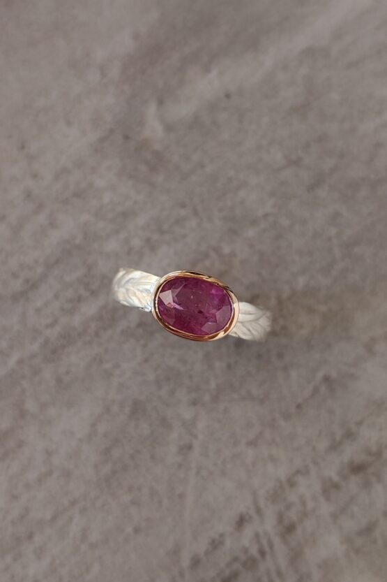 Bague Oléa, feuille d'olivier argent, or et rubis